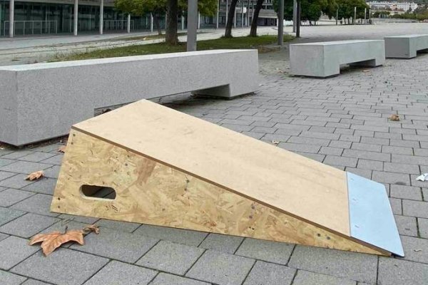 Купить наркотики в москве
